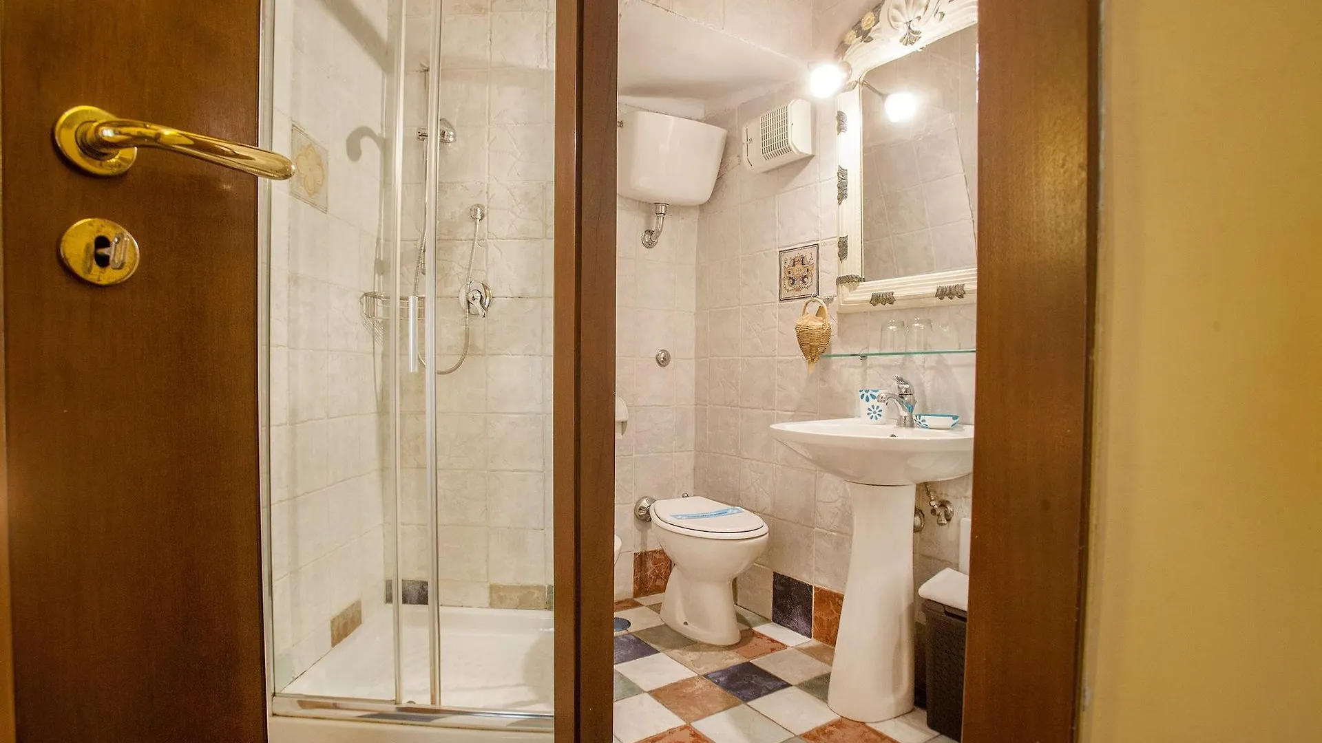 Bed & Breakfast B&B L'Alloggio Dei Vassalli Naples