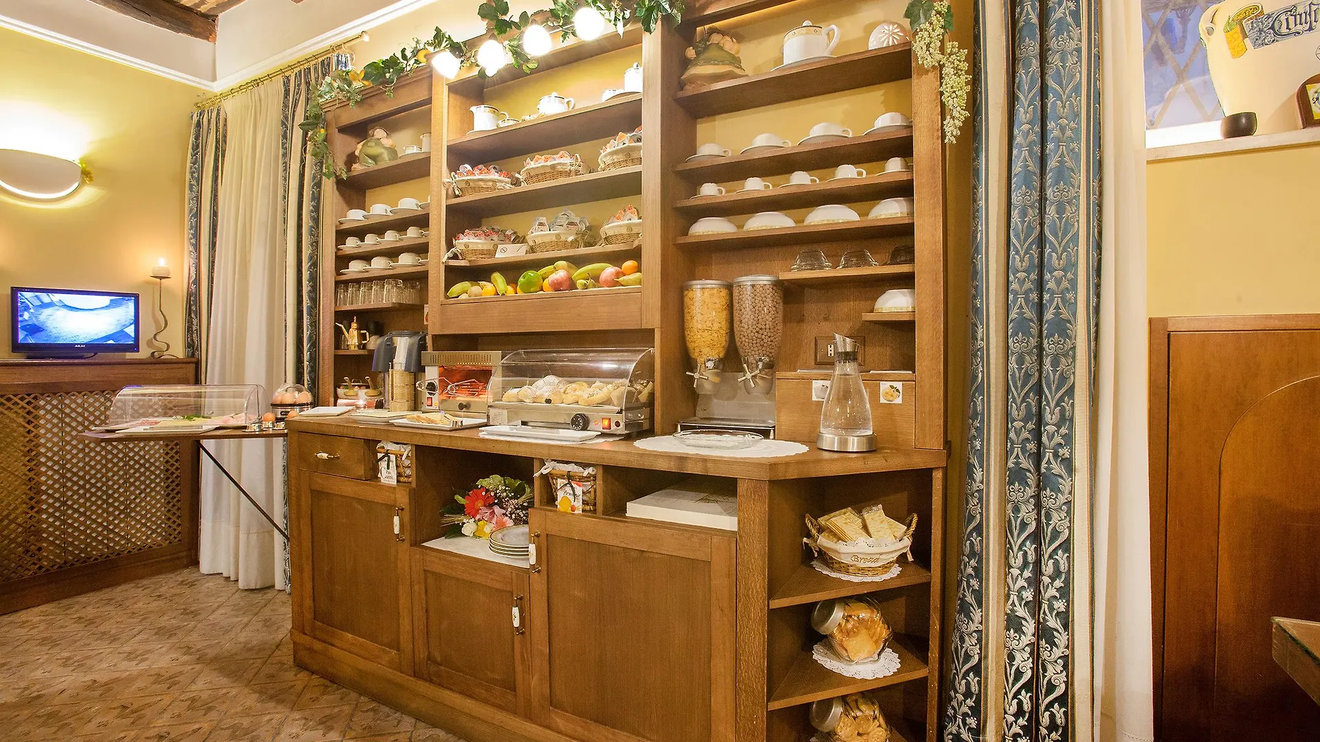 *** Bed & Breakfast B&B L'Alloggio Dei Vassalli Naples Italy