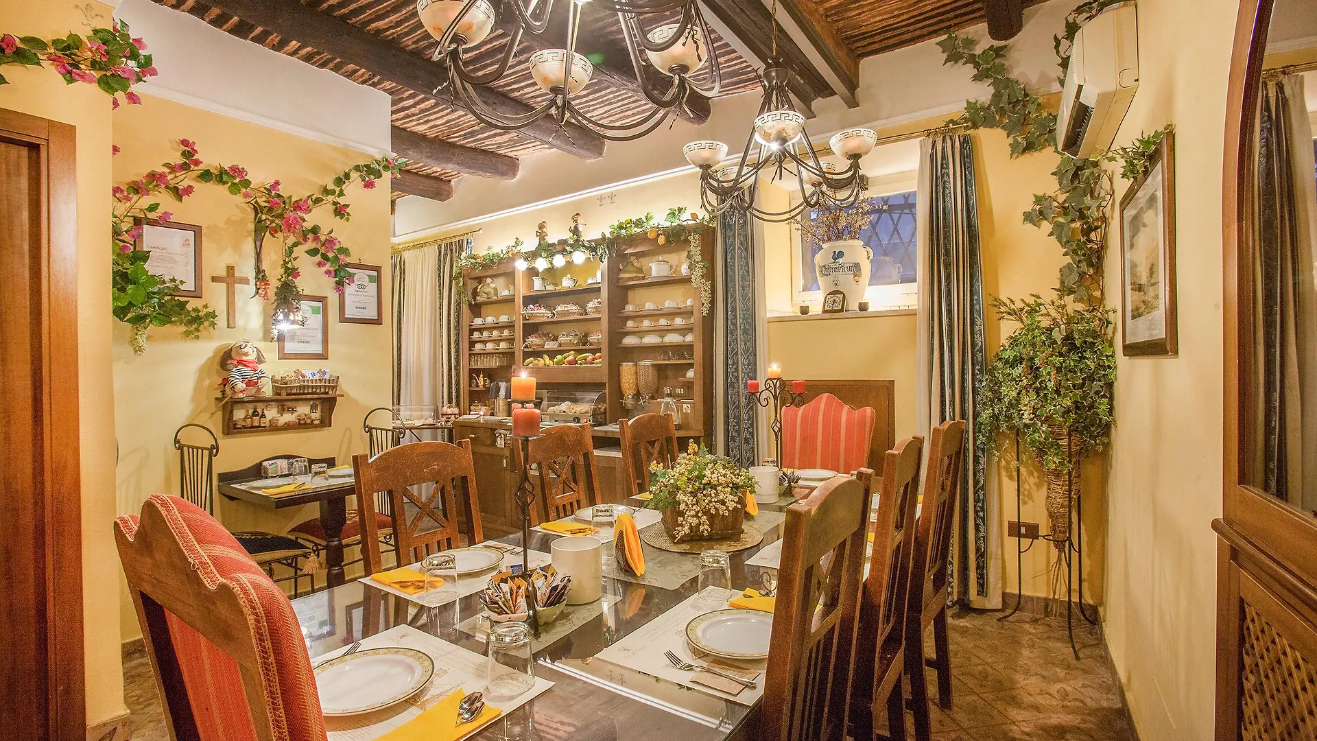 B&B L'Alloggio Dei Vassalli Naples 3*,  Italy