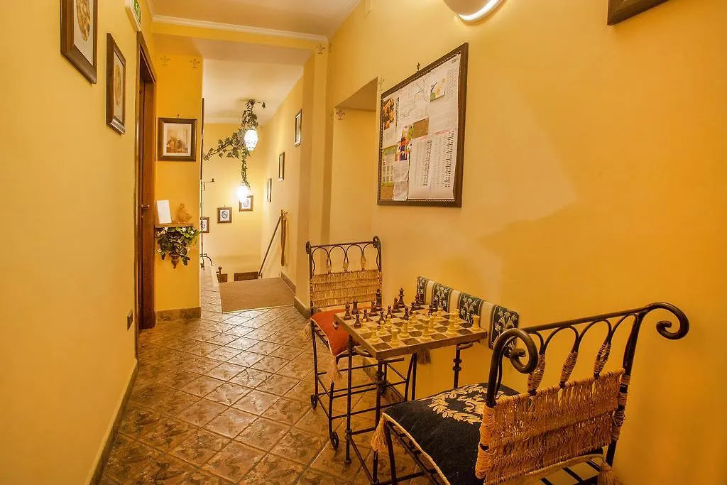*** Bed & Breakfast B&B L'Alloggio Dei Vassalli Naples Italy