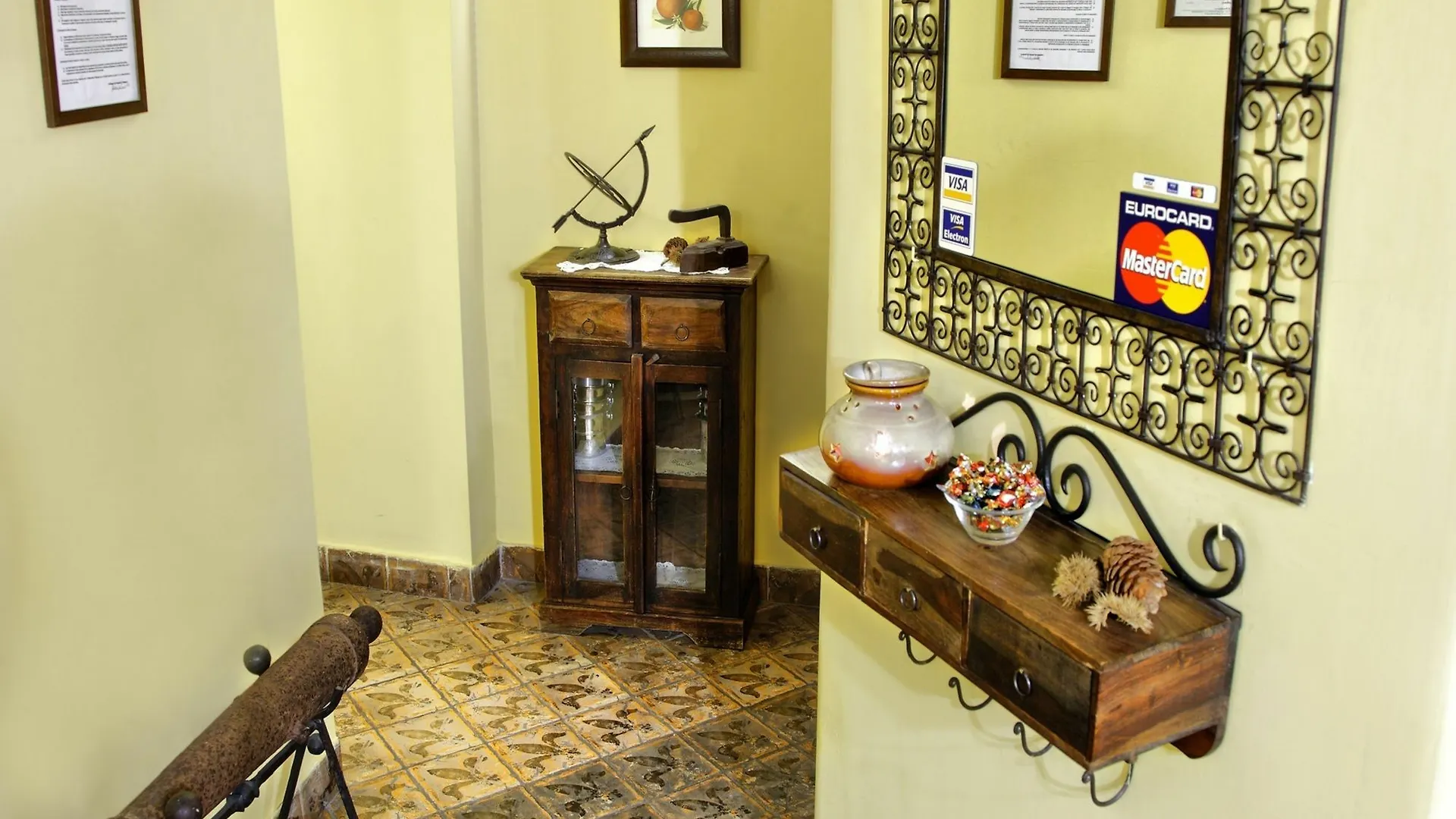 *** Frühstückspension B&B L'Alloggio Dei Vassalli Neapel Italien